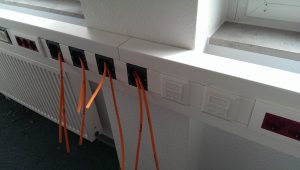 patchen der Netzwerkdosen in den Büros